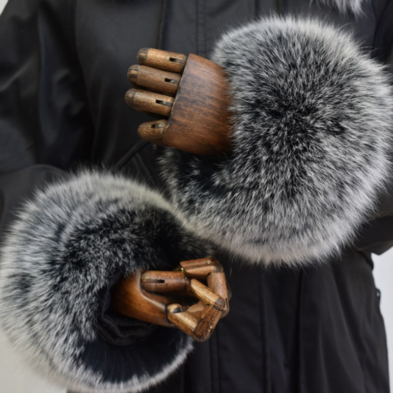 Winter Clothing Deals - Poignets en fourrure de renard pour