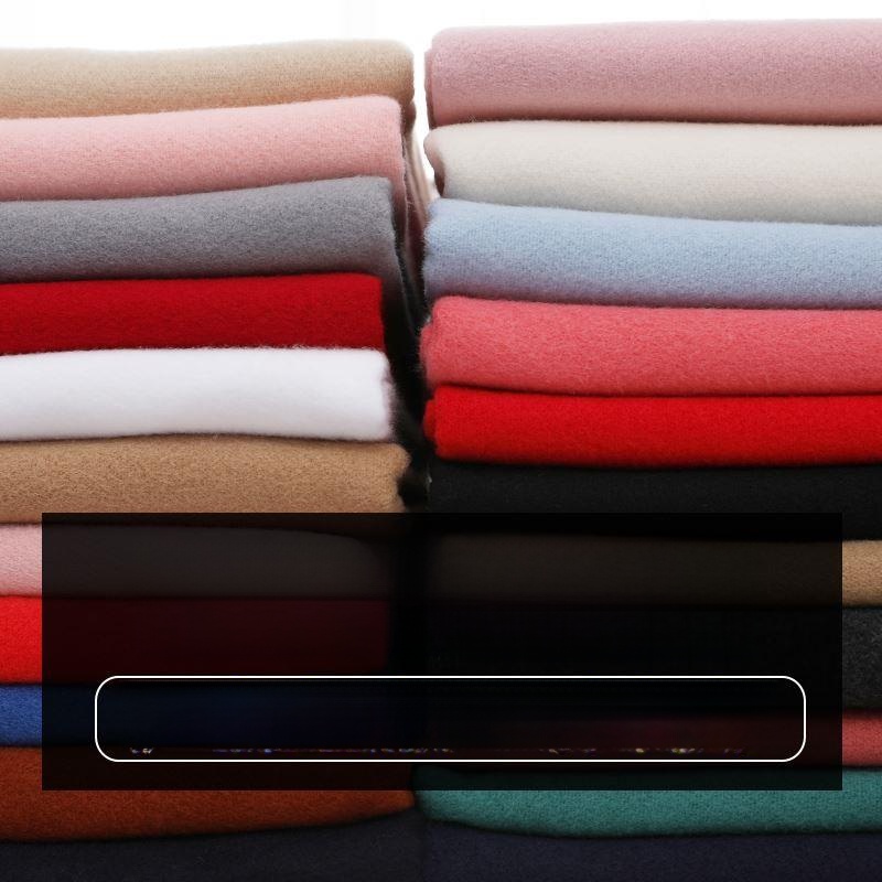 Tissu en laine floqué double f - Winter Clothing Europe avis et prix