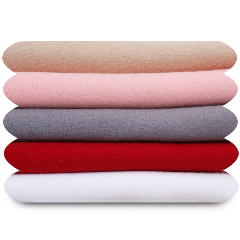 Tissu en laine floqué double f - Winter Clothing Europe avis et prix